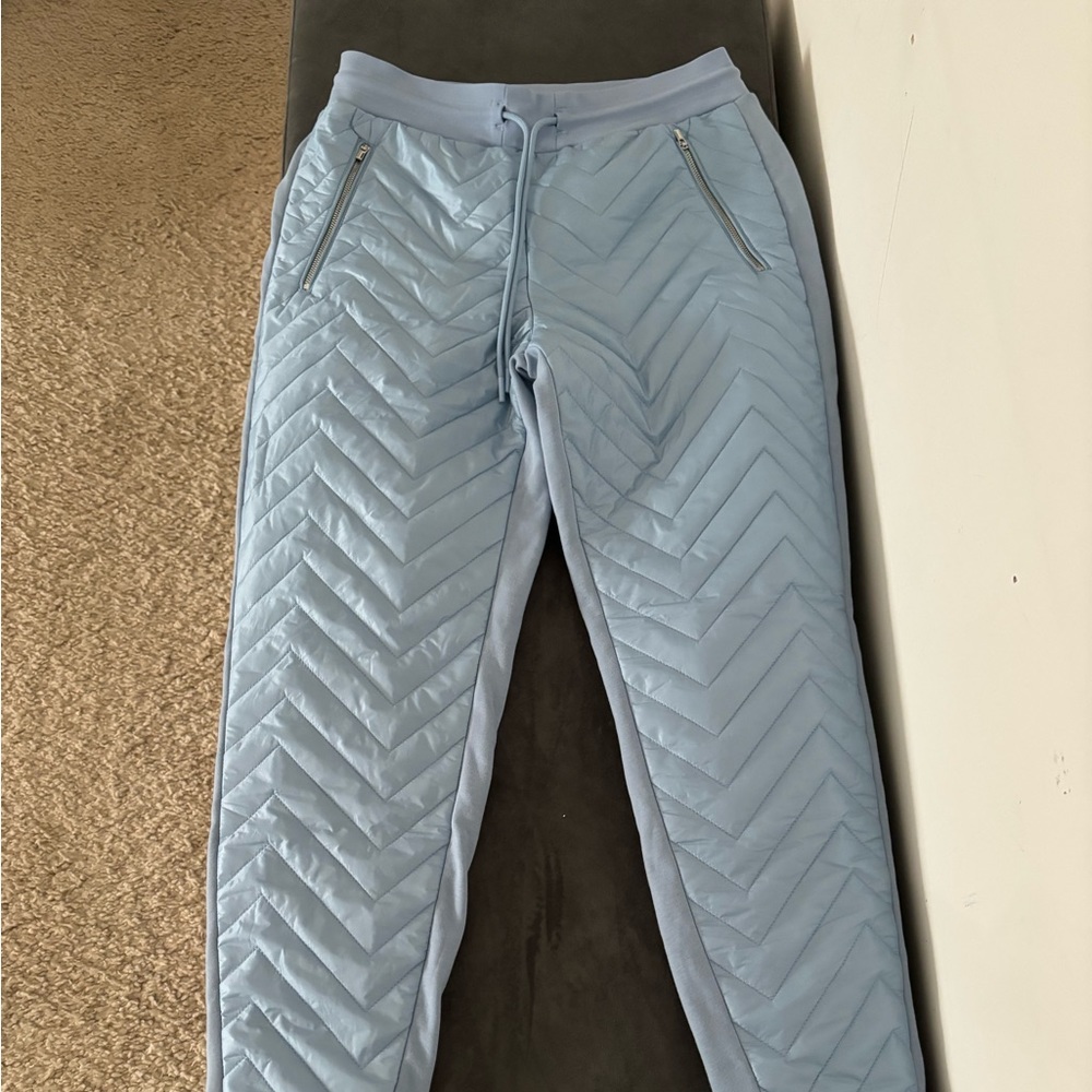 Quilted cold weather cuffed pants with 2 front zip pockets and two back pockets